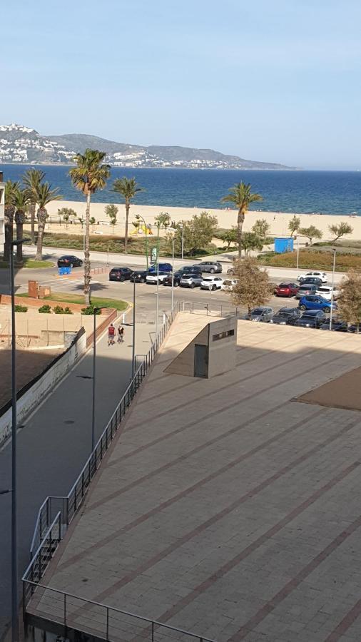 Les Vagues Au Balcon Apartment Empuriabrava Ngoại thất bức ảnh